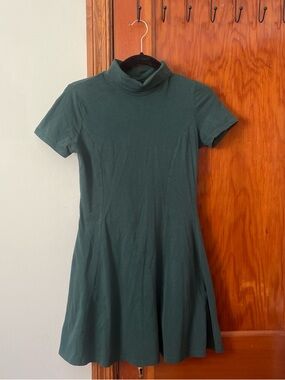 Forever 21 Dark Green Short Sleeve Mock Neck Skater Dress